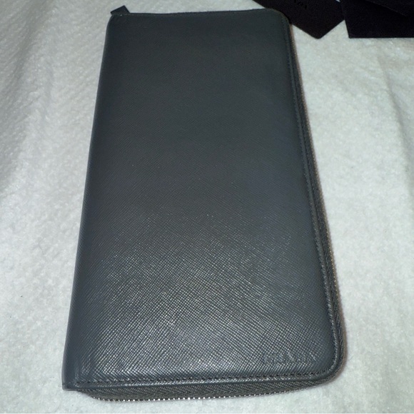 PRADA BR0441 Tessuto Chic Gray XLarge Organizer Wallet and Original COA Card - Picture 2 of 16